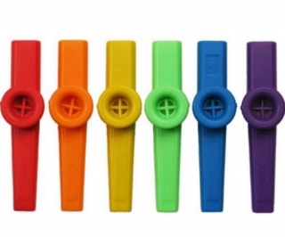 Plastové kazoo